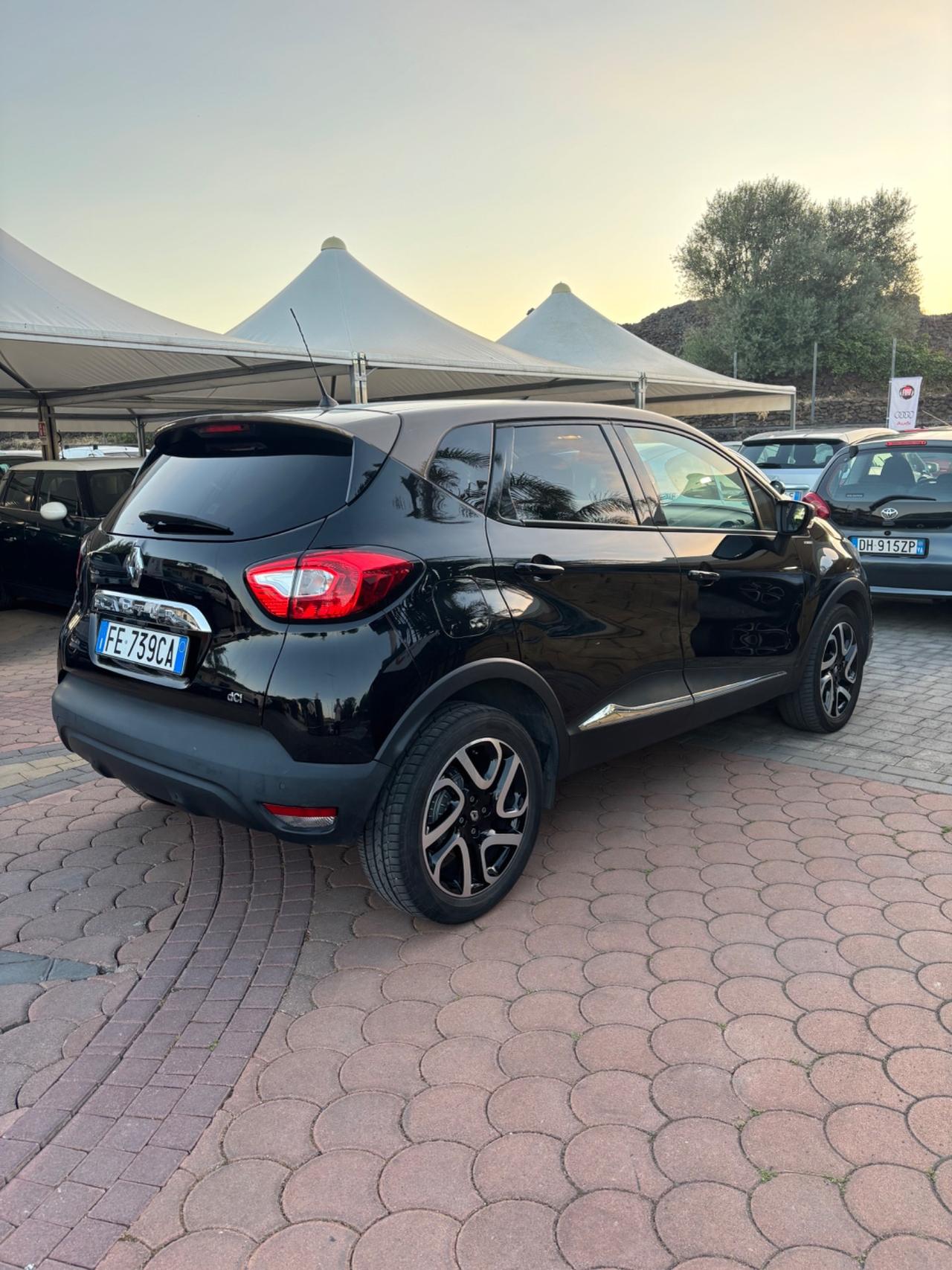 Renault Captur iconic