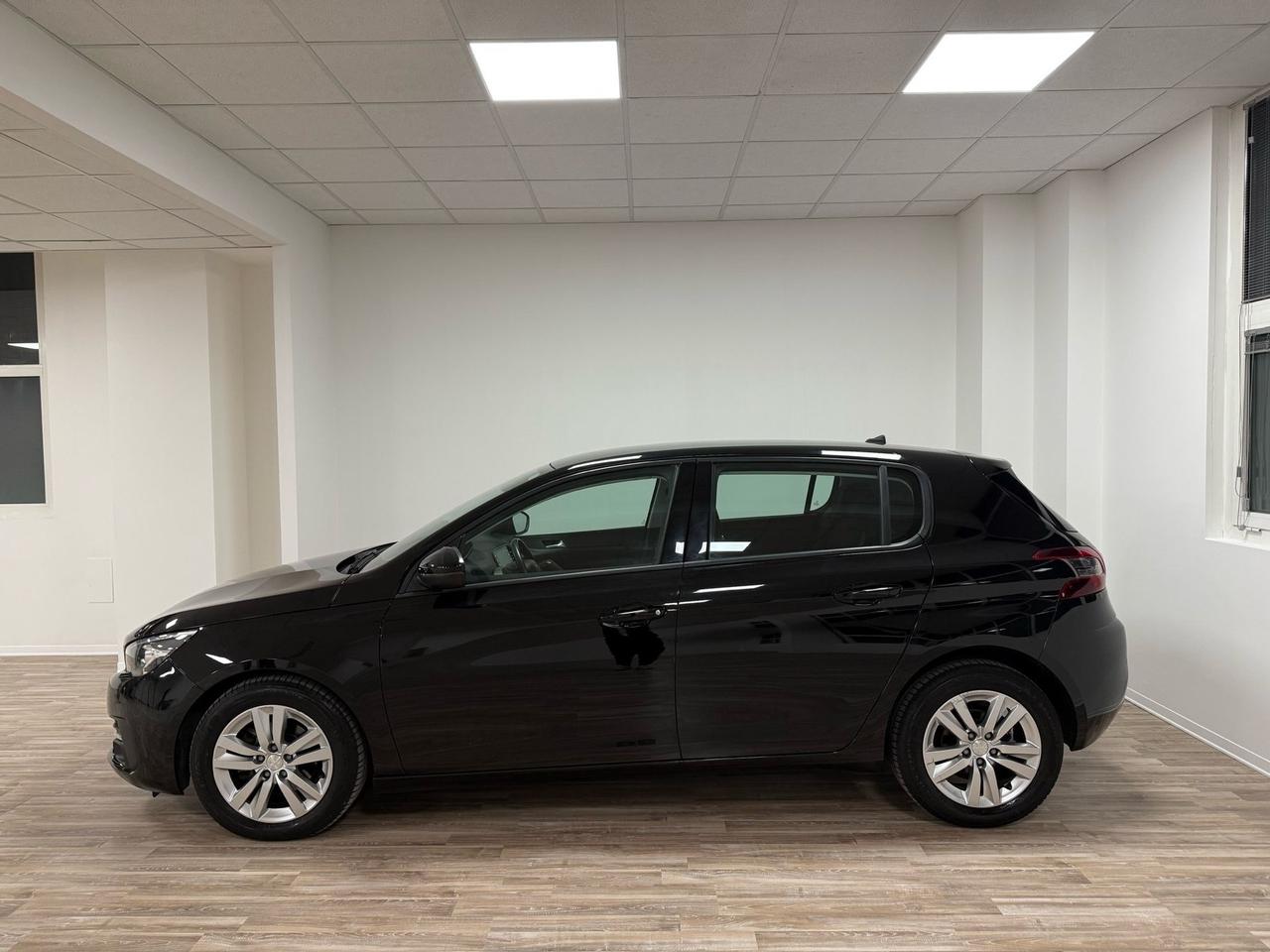 Peugeot 308 BlueHDi 150 S&S Business