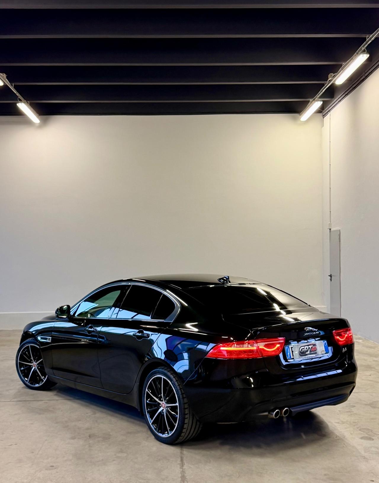 Jaguar XE 2.0 D Turbo aut. Prestige