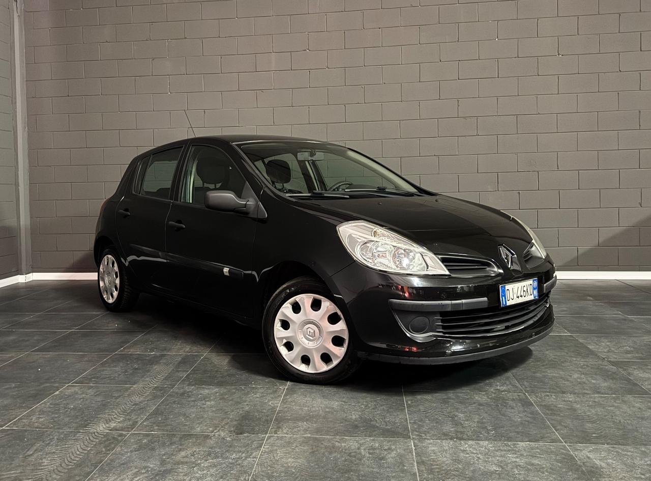 Renault Clio 1.2 16V 5 porte