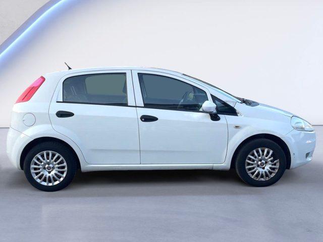 FIAT Grande Punto 1.2 BENZ 69 CV 5 porte ADATTA A NEOPATENTATI
