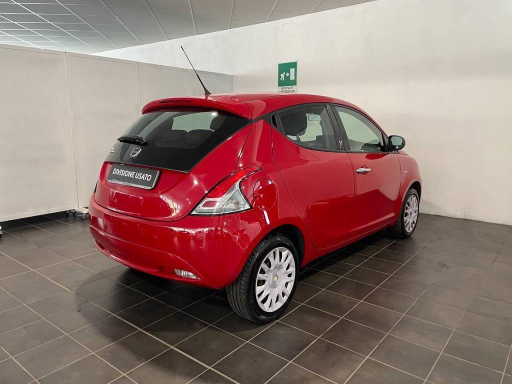 Lancia Ypsilon 5 Porte 1.2 Silver