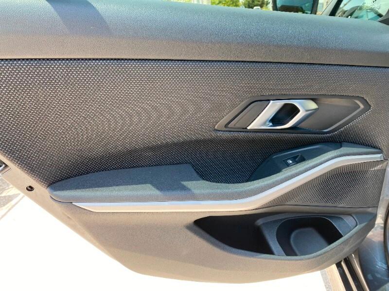 BMW Serie 3(G20/1-80/1) 320e Touring Business A...