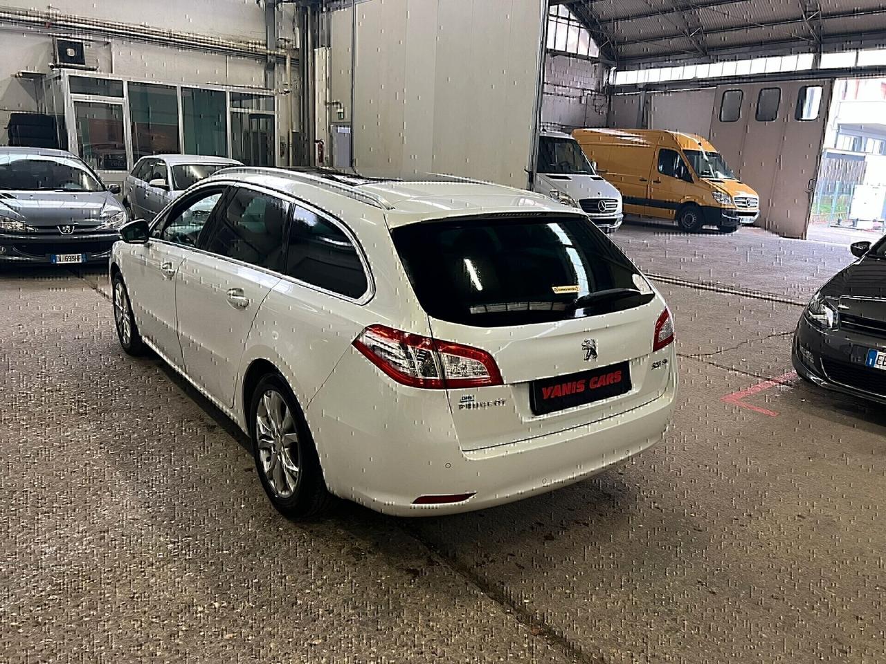 Peugeot 508 2.0 HDi 140CV Access-2012