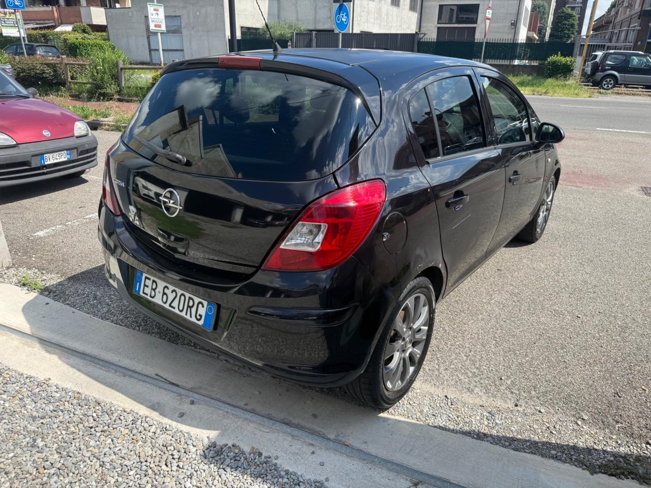 Opel Corsa 1.0 12V 5 porte Club
