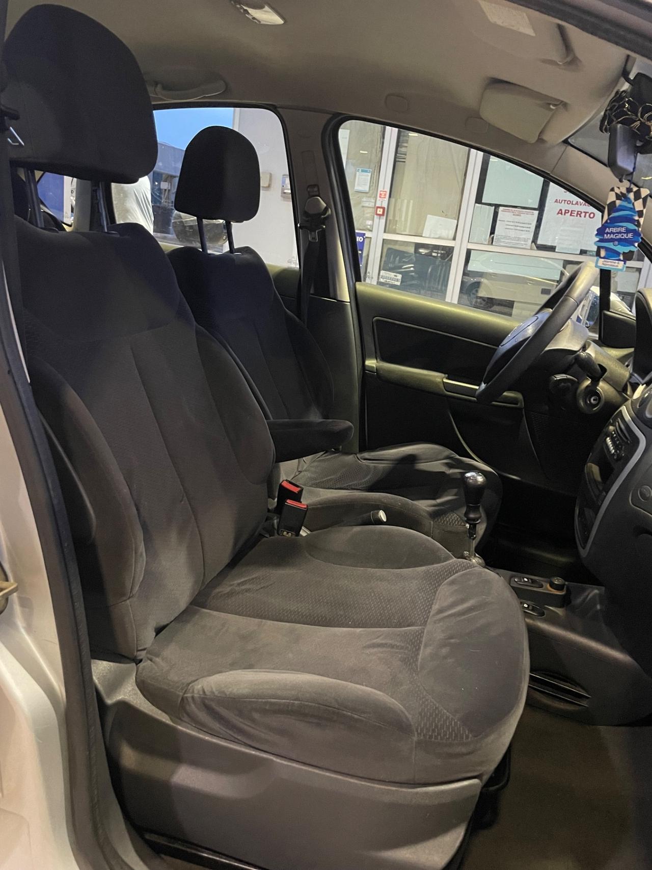 CITROEN C3 1.4 DISEL NEOPATENTATI 2005.