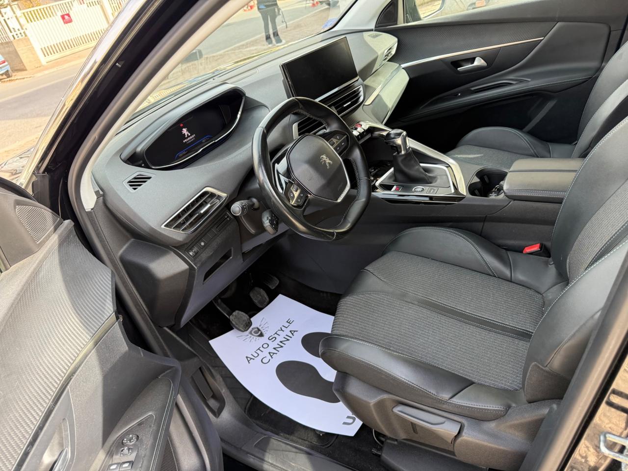 Peugeot 3008 BlueHDi 130 S&S Allure