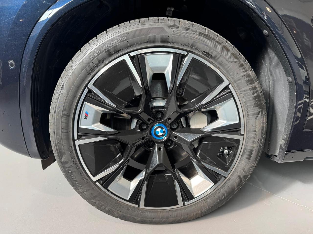 Bmw iX3 Impressive M Sport/Tetto/20"/HK HiFi