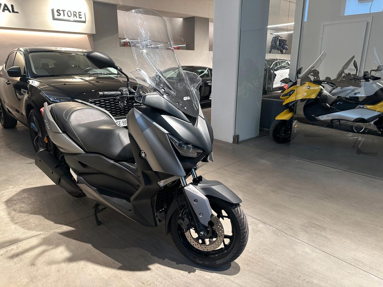 YAMAHA X MAX 300 2018