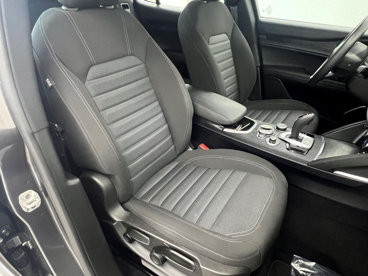ALFA ROMEO Stelvio 2022 Stelvio 2.2 t Super Business rwd 160cv auto