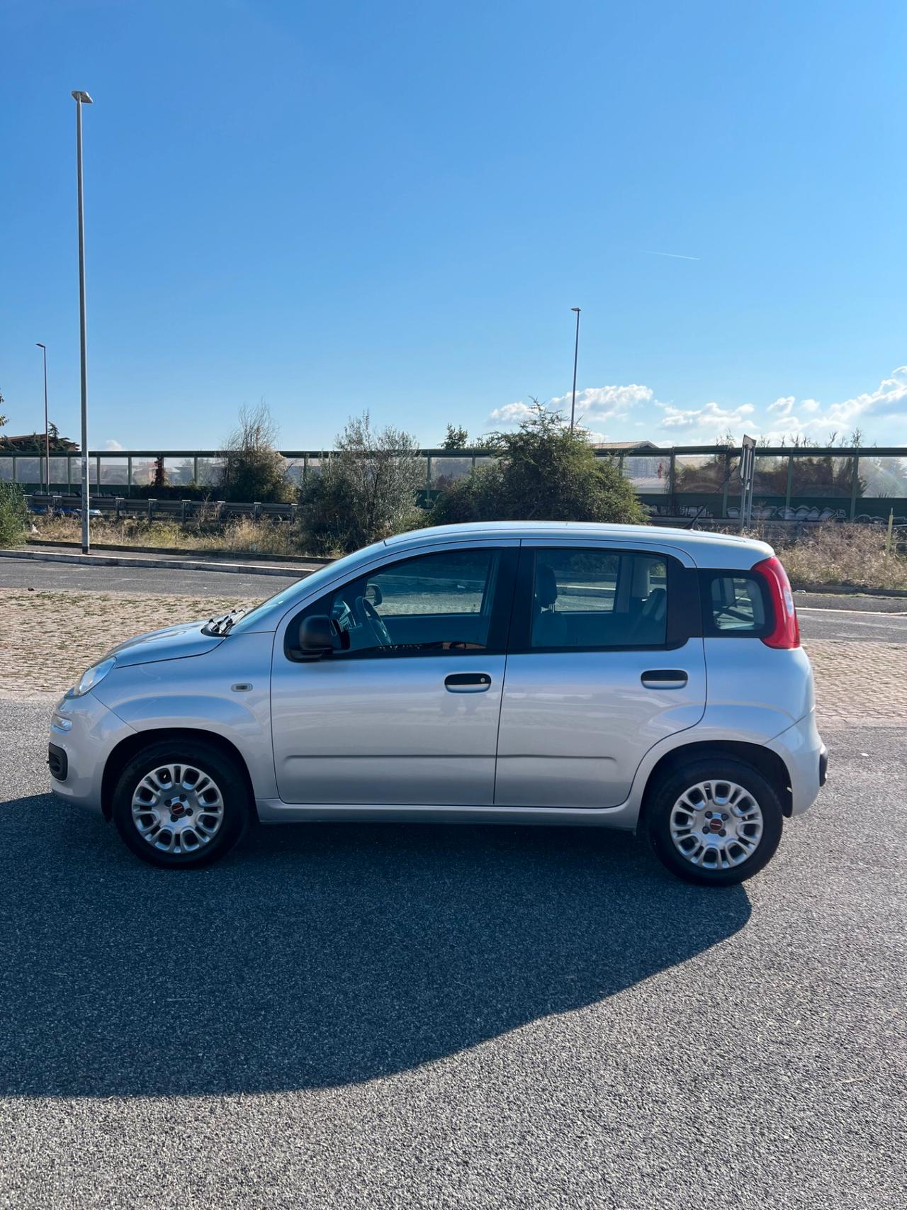 Fiat Panda 1.2 Easy SOLO 18.500 km! Neopatentati