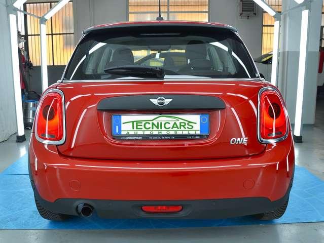 MINI One Mini IV F55-F56 2014 1.2 Hype 3p auto