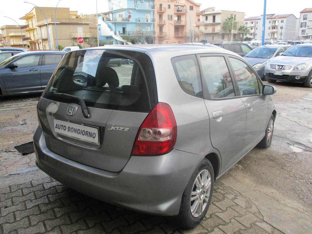 HONDA Jazz 1.4 i-DSi 5p. Cool benz/gpl