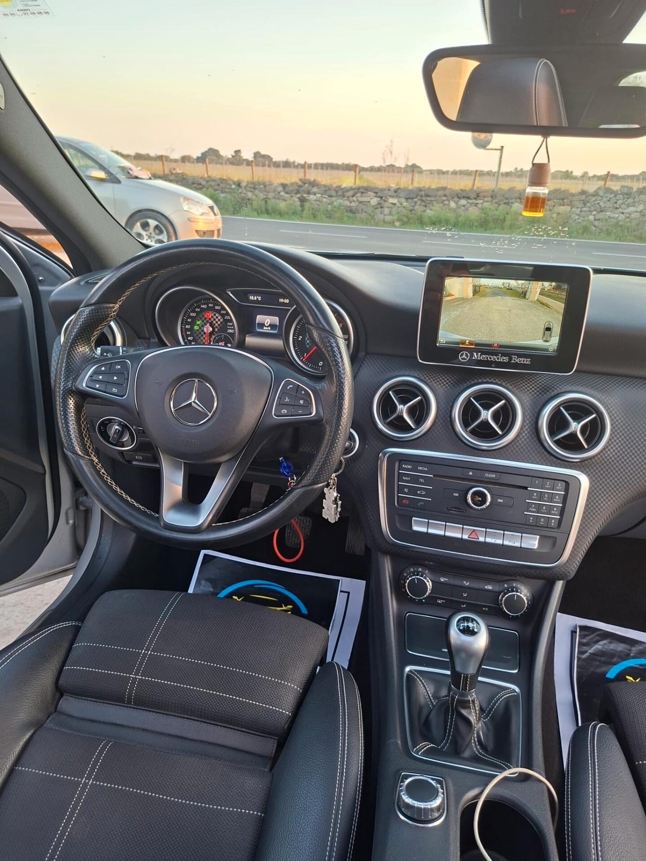 Mercedes-benz A 180 d Premium tetto apribile