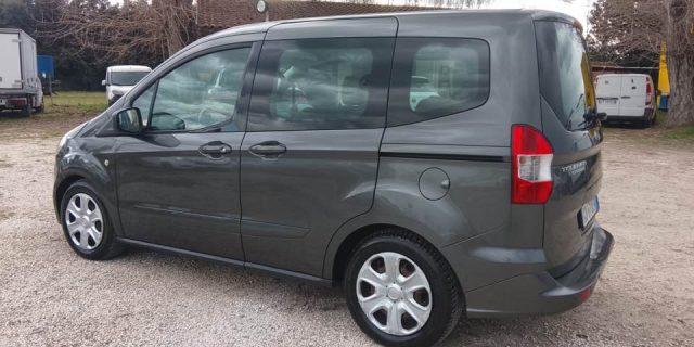 FORD Tourneo Courier 1.5 TDCI 75 CV Titanium