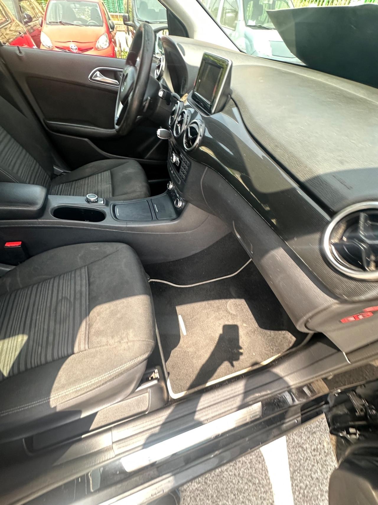 Mercedes-benz B 180 B 180 CDI Premium