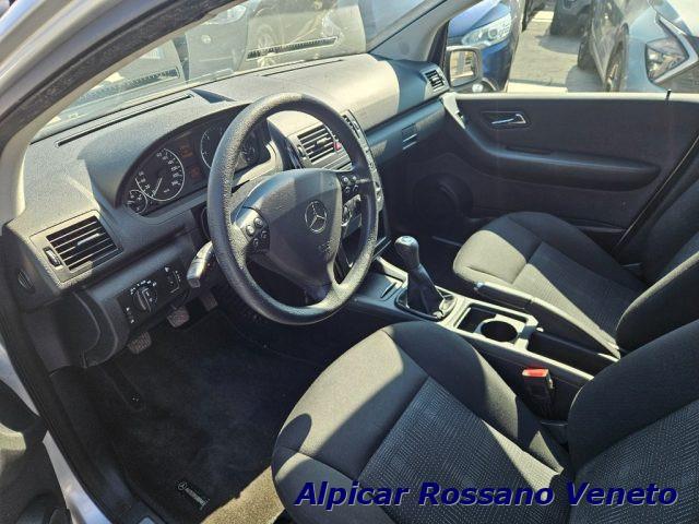 MERCEDES-BENZ A 180 CDI Elegance