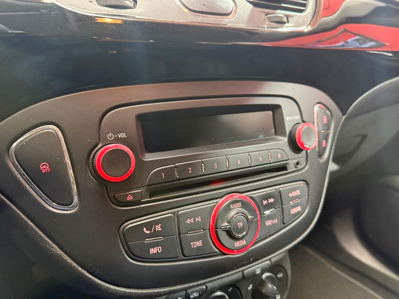 Opel Corsa 1.2 5P 120 ANNIVERSARY