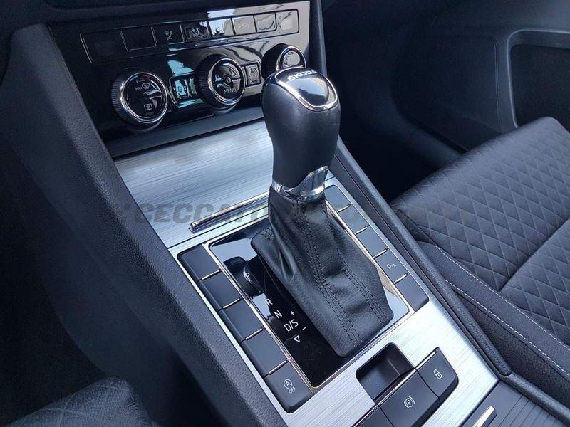 Skoda Superb Superb Wagon 2.0 tdi evo Executive 150cv dsg