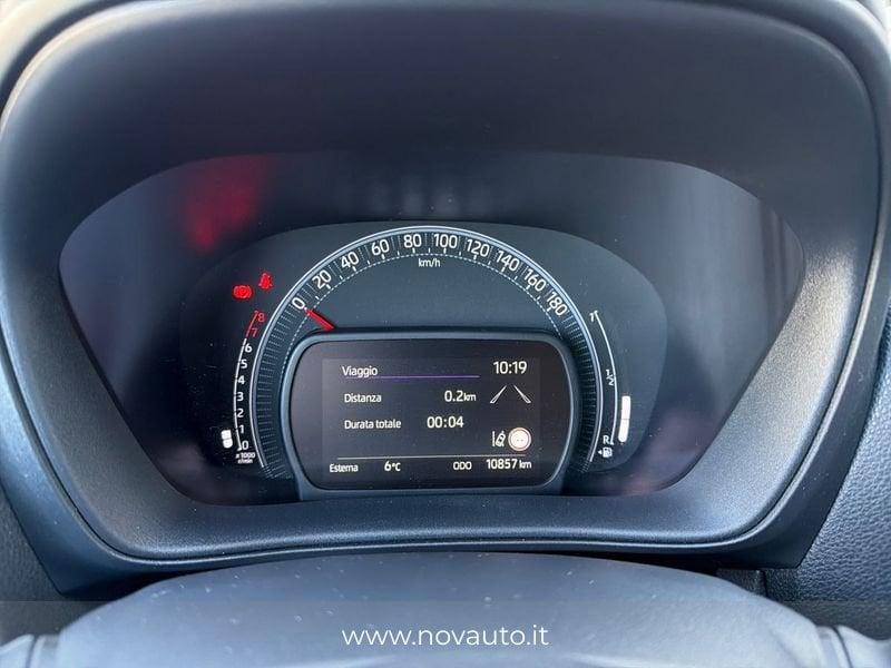 Toyota Aygo X 1.0B (72 CV) Trend