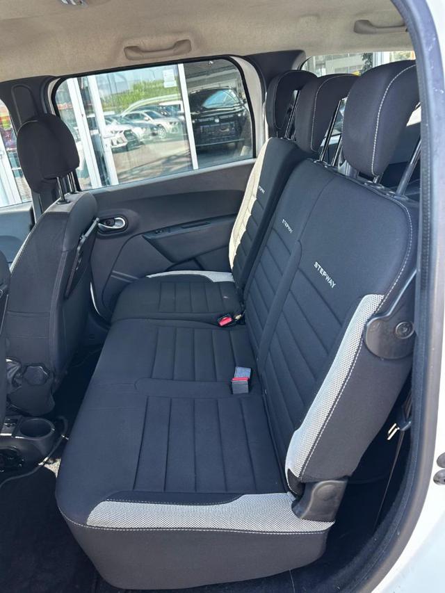 DACIA Lodgy Stepway 1.5 Blue dCi 8V 115CV 7 posti