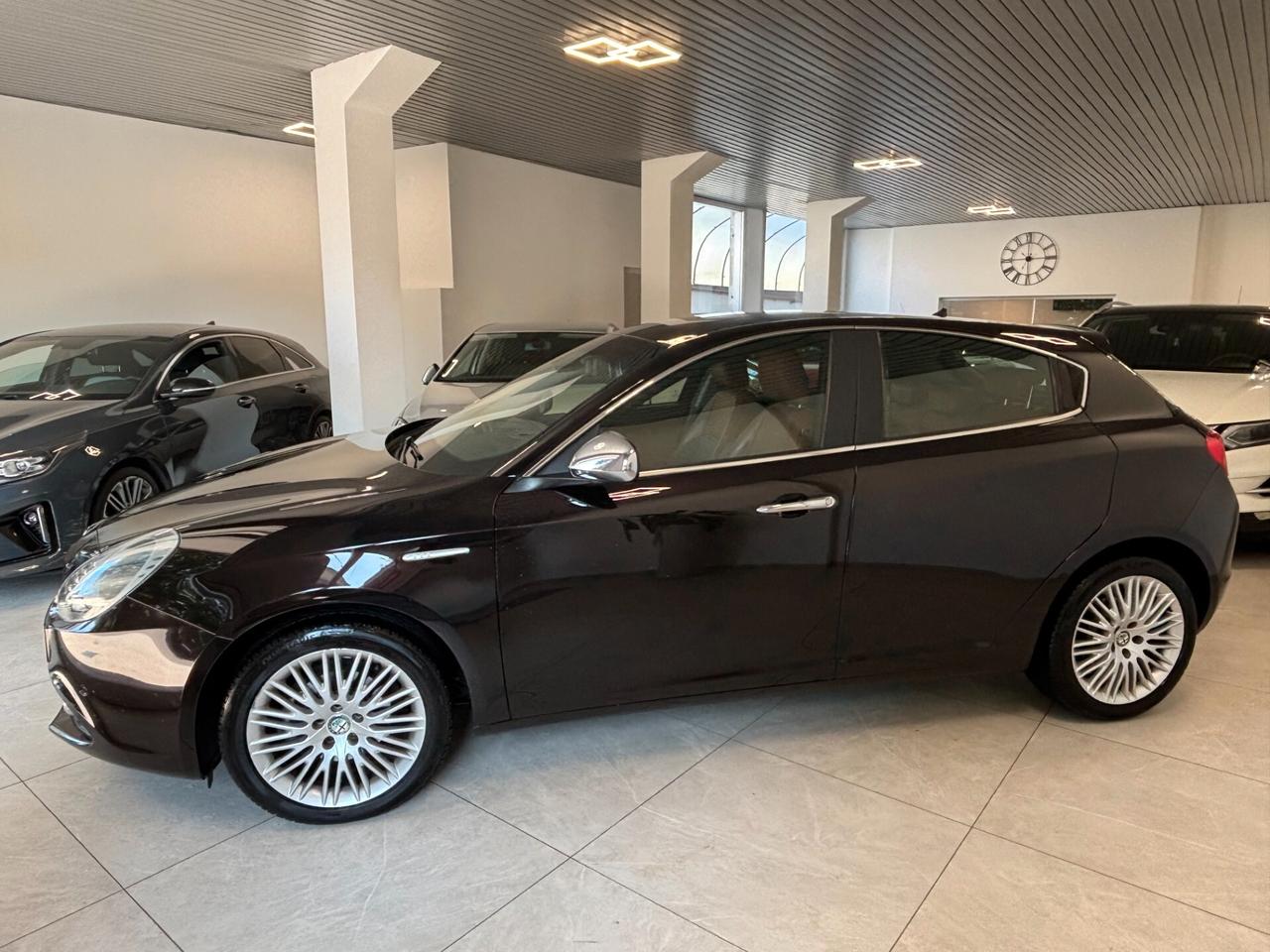 Alfa Romeo Giulietta 1.6 JTDm-2 105 CV Exclusive