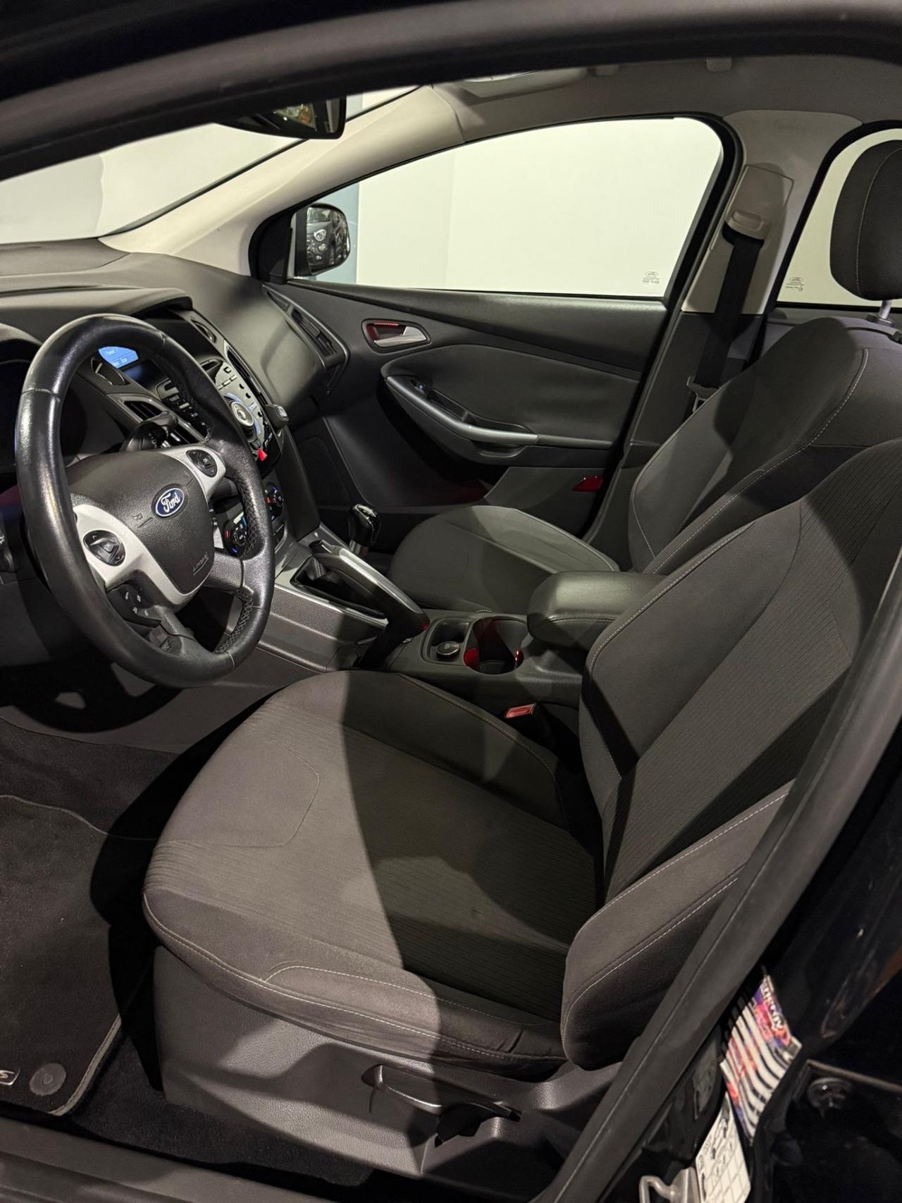 Ford Focus 1.6 TDCi 95 CV - NEOPATENTATI-UNICO PROPRIETARIO