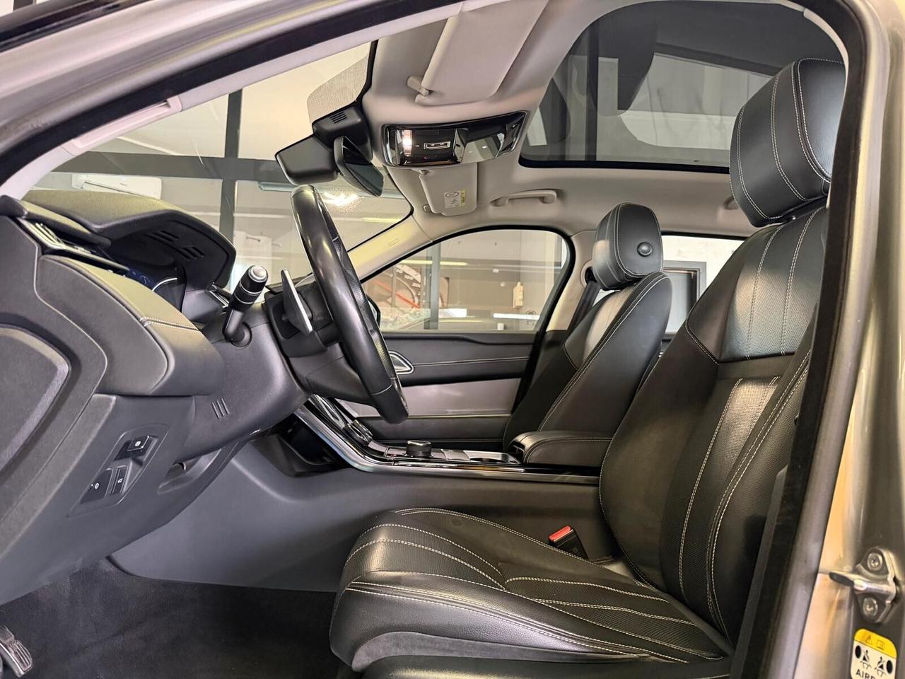 Land Rover Range Velar Tetto+Pelle+Gancio traino+Meridian+Virtual