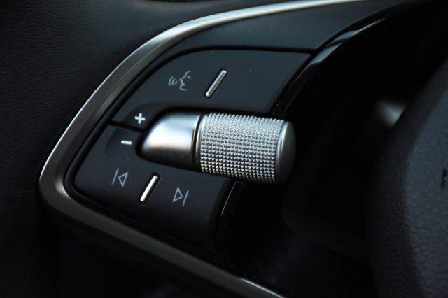 SKODA Karoq 2.0 TDI EVO SCR 115 CV DSG Executive *SOLO 6000KM!