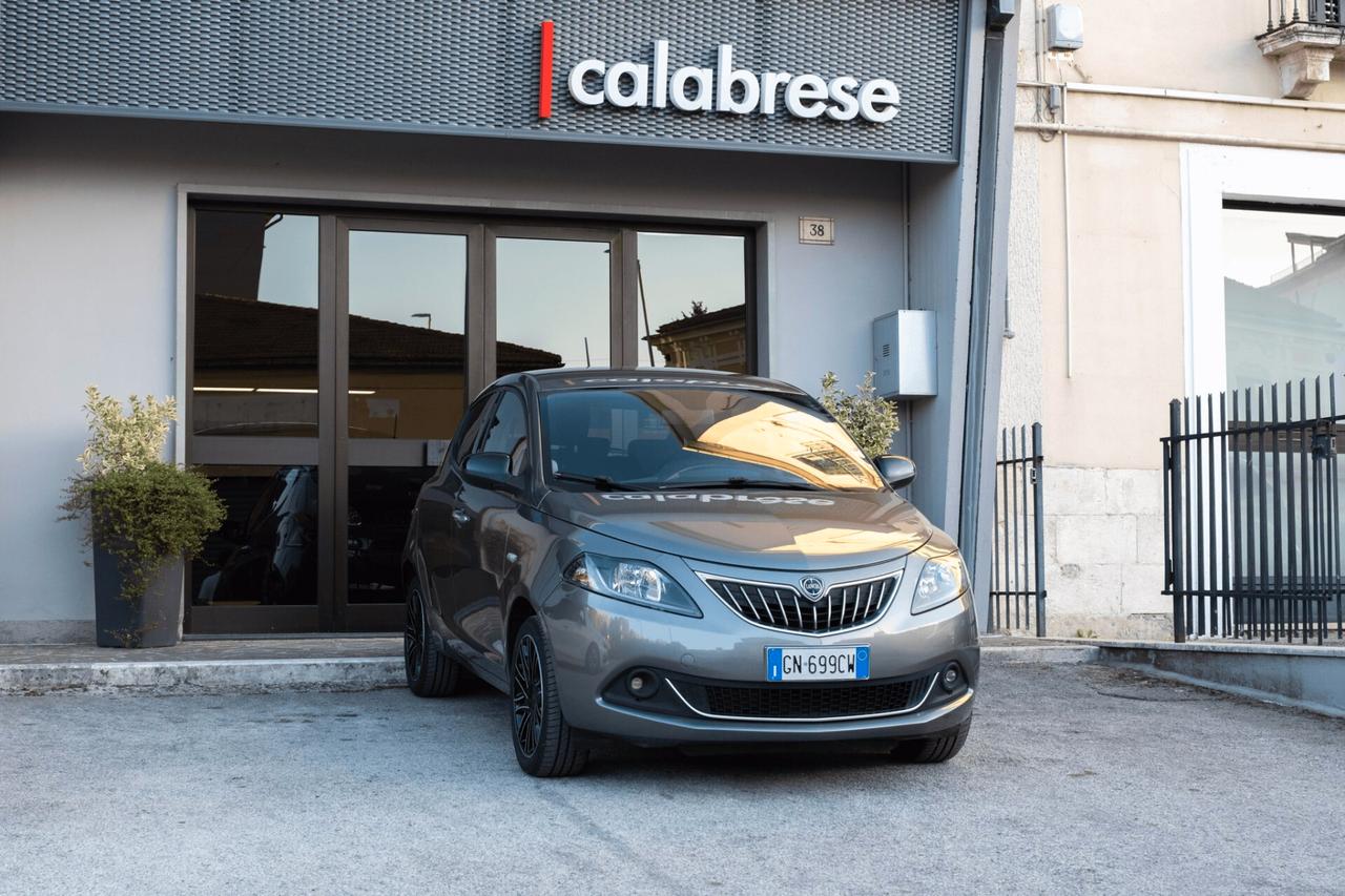 Lancia Ypsilon 1.0 Hybrid Gold 70 CV