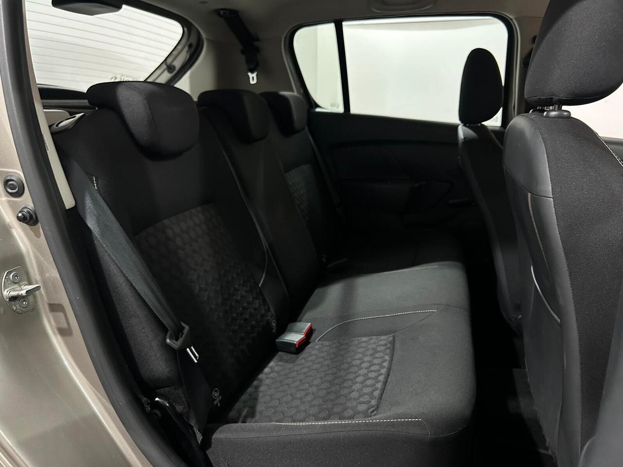 Dacia Sandero 1.5 dCi 8V 75CV Lauréate