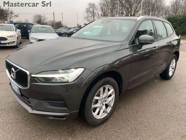 VOLVO XC60 XC60 2.0 b4 TETTO Momentum auto -GE362CW