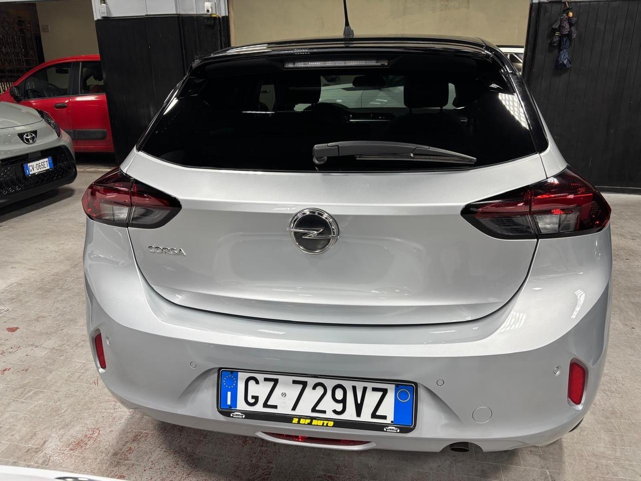 Opel Corsa 1.2 100 CV Design & Tech