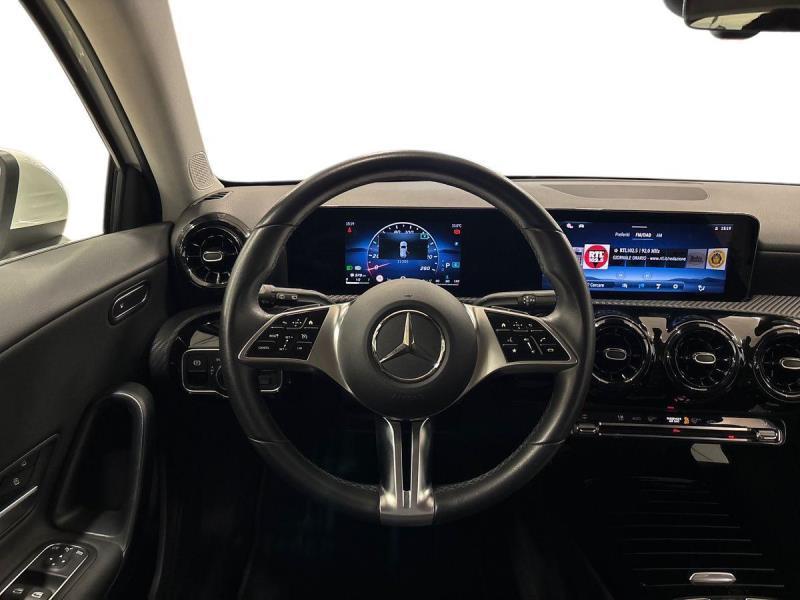 Mercedes Classe A 180 180 D Advanced 8G-DCT