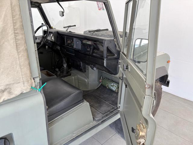 LAND ROVER Defender 90 diesel