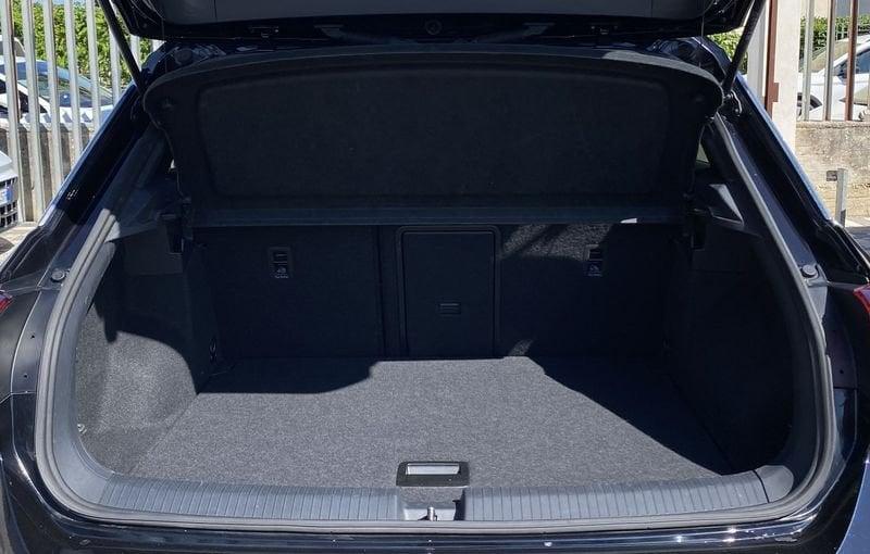 Volkswagen T-Roc R-Line 2.0 TDI 150 CV DSG 4MOTION