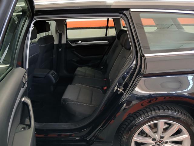 VOLKSWAGEN Passat Variant 2.0 TDI DSG Business + KM SOLO AUTOSTRADA!!!