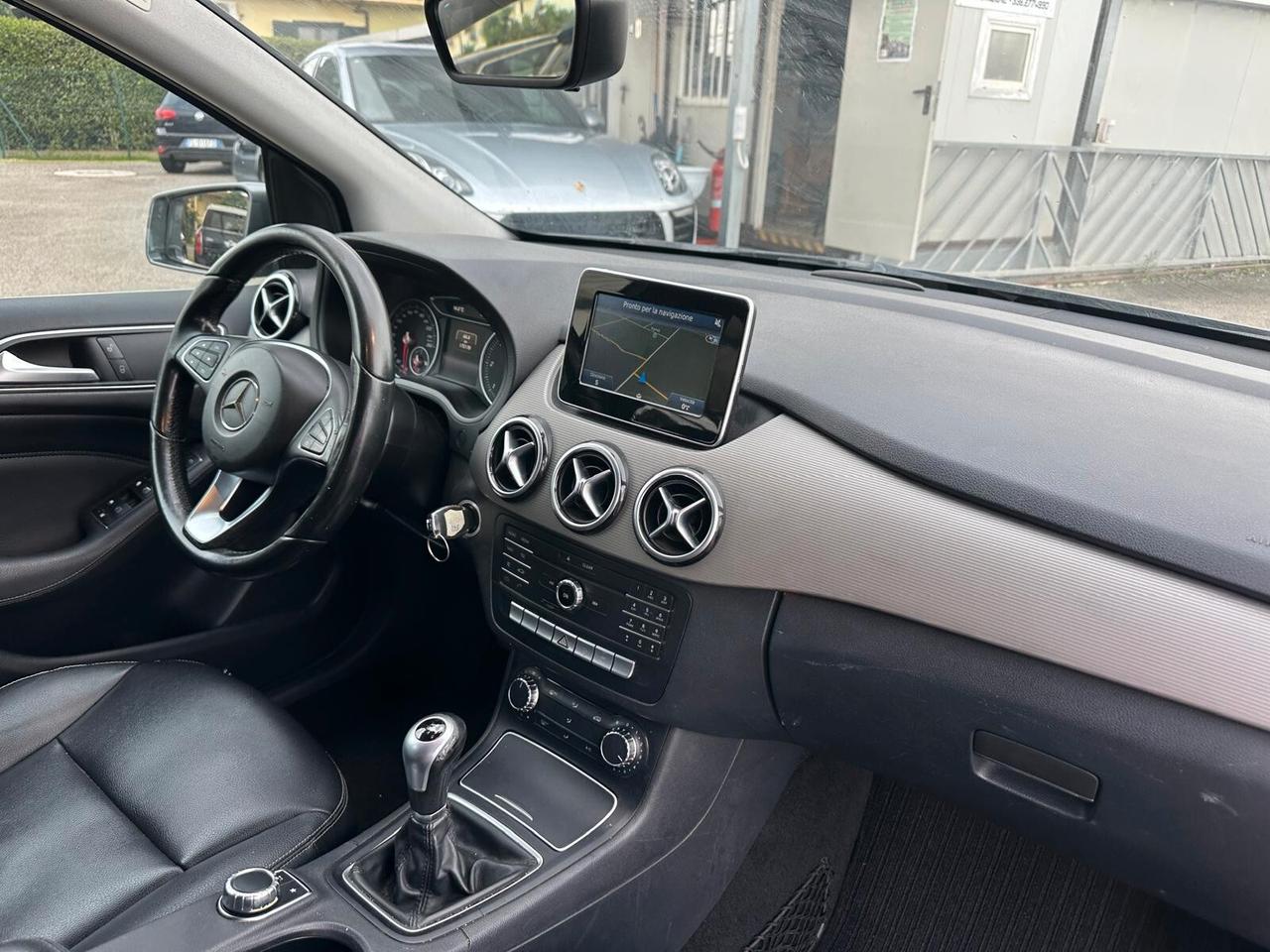 Mercedes Classe B 180