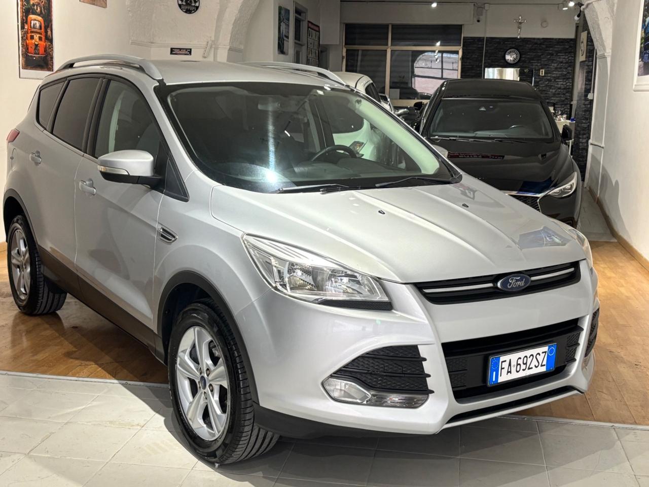 Ford Kuga 2.0 TDCI 120 CV S&S 2WD Titanium