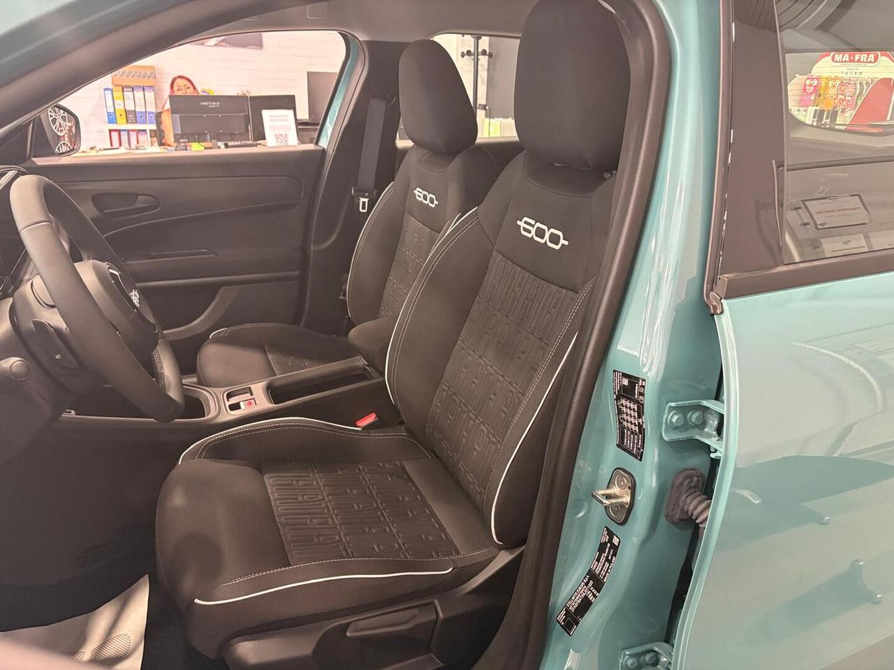 Fiat 600 1.2 hybrid 110cv auto