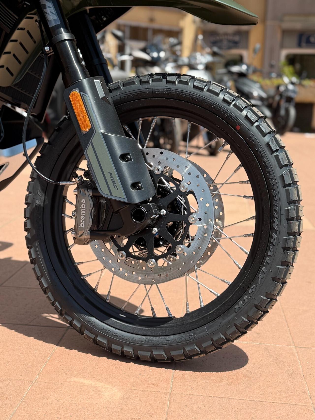 CFMOTO MT-X 1000