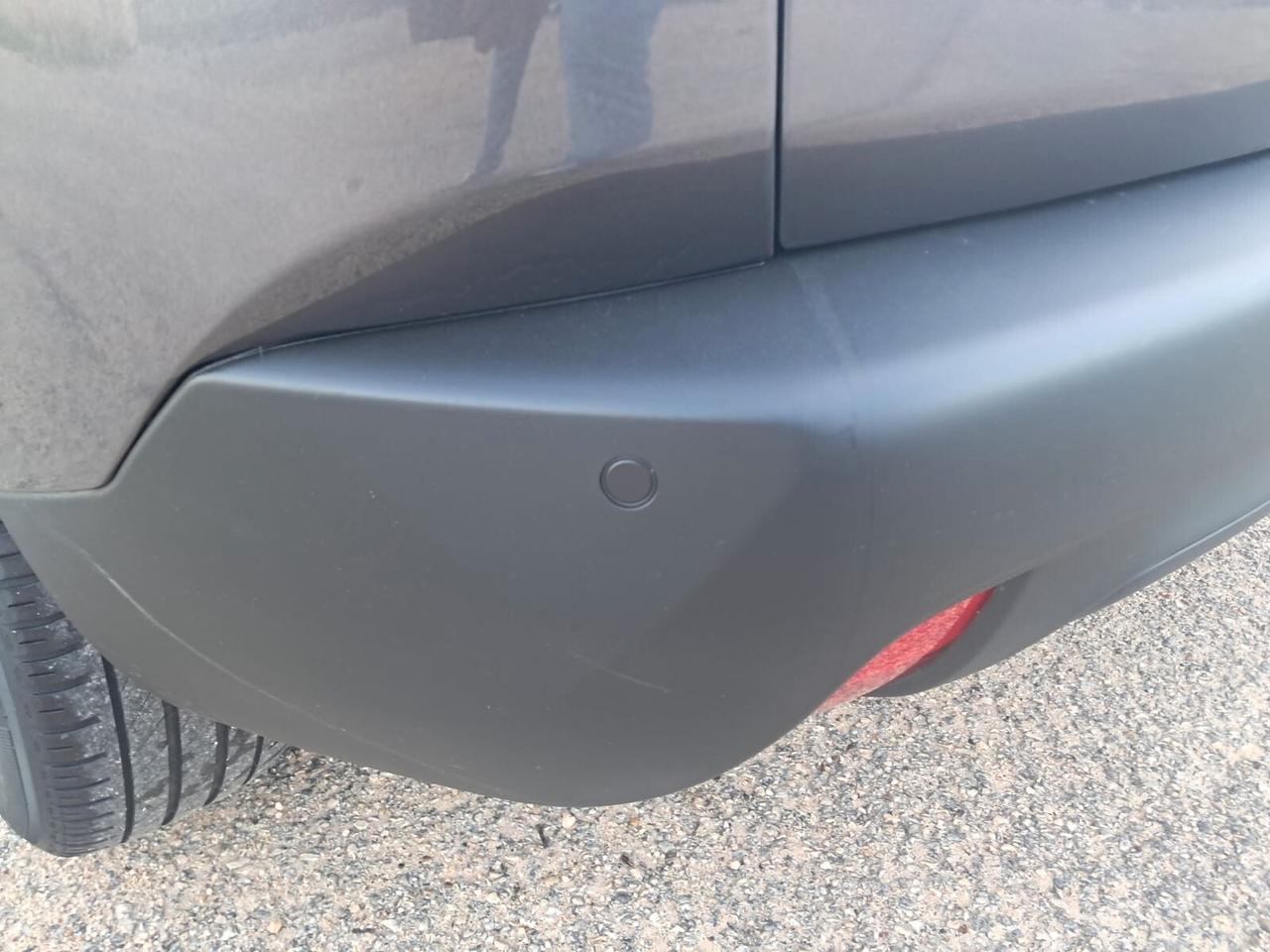 Peugeot 2008 BlueHDi Active 100 cv (Iva Esposta)