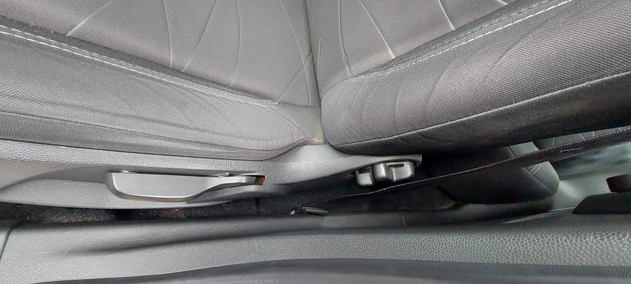 FIESTA 1,5 DIESEL 75 CV TELEFONO BLUETOOTH USB EURO 6B IMPECCABILE X NEOPATENTATI