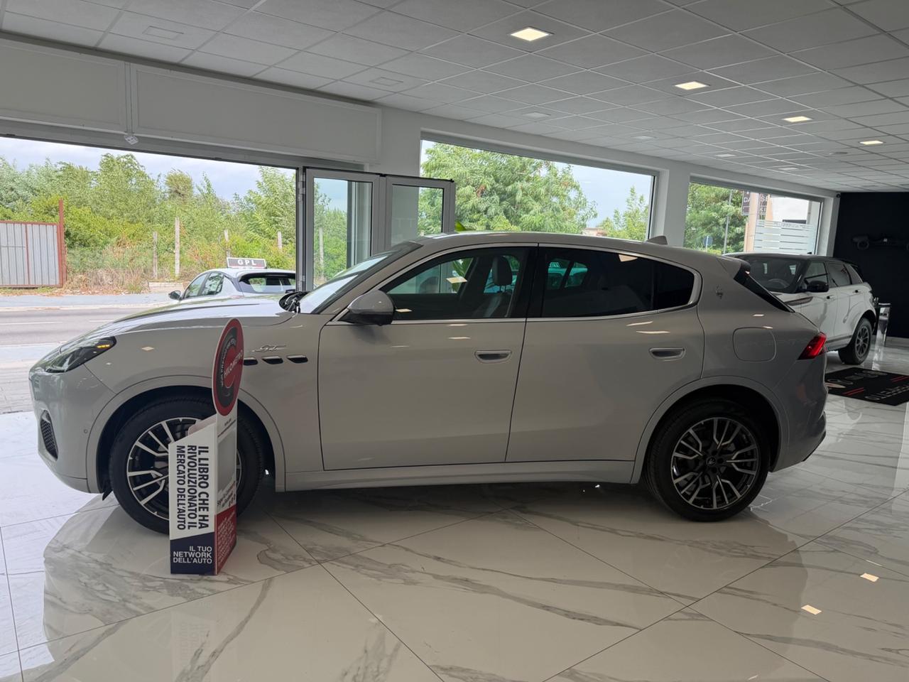 Maserati Grecale MHEV 300 CV AWD GT PrimaSerie