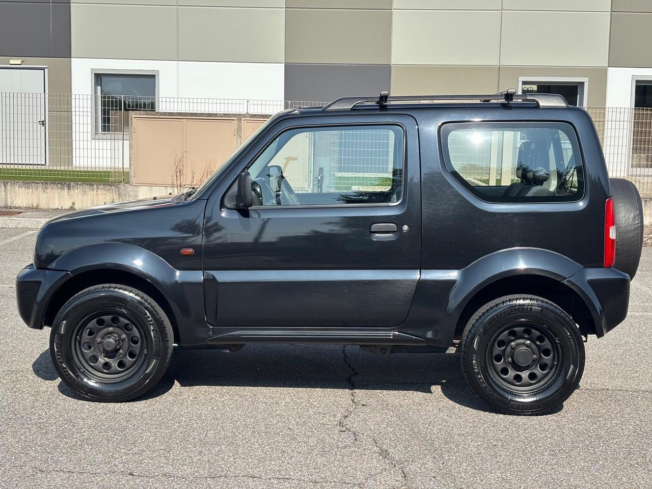 Suzuki Jimny 1.3i 16V cat 4WD JLX