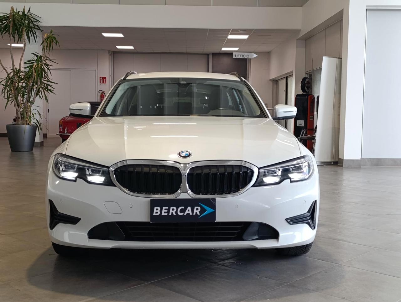 BMW 316 d Touring mhev 48V Business Advantage auto