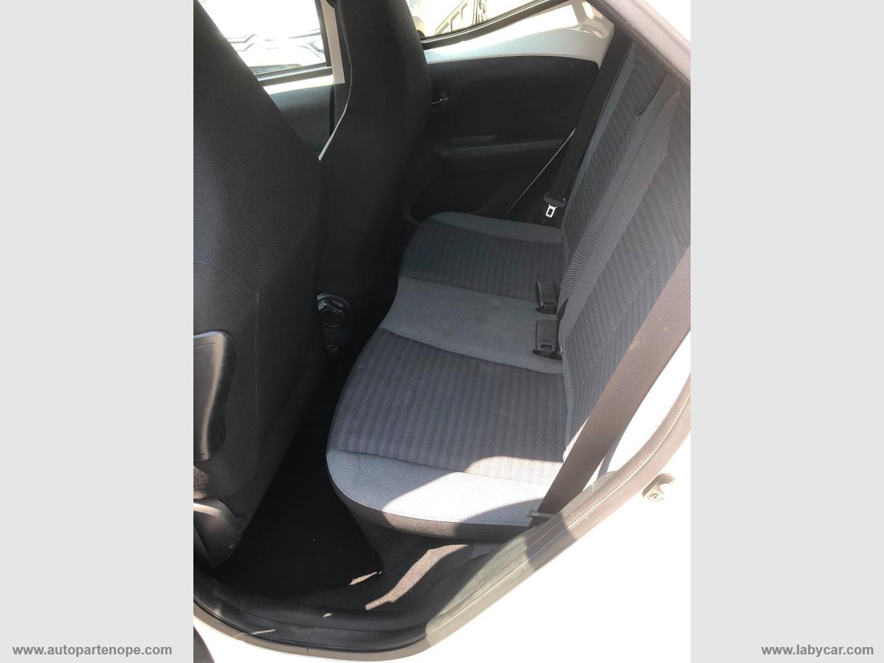 TOYOTA Aygo Connect 1.0 VVT-i 72 CV 5p. x-play