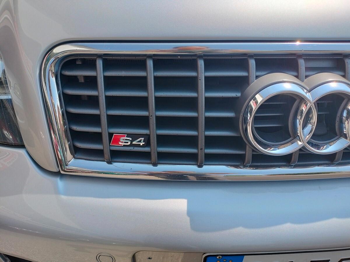 Audi A4 S4 4.2 V8 cat Avant