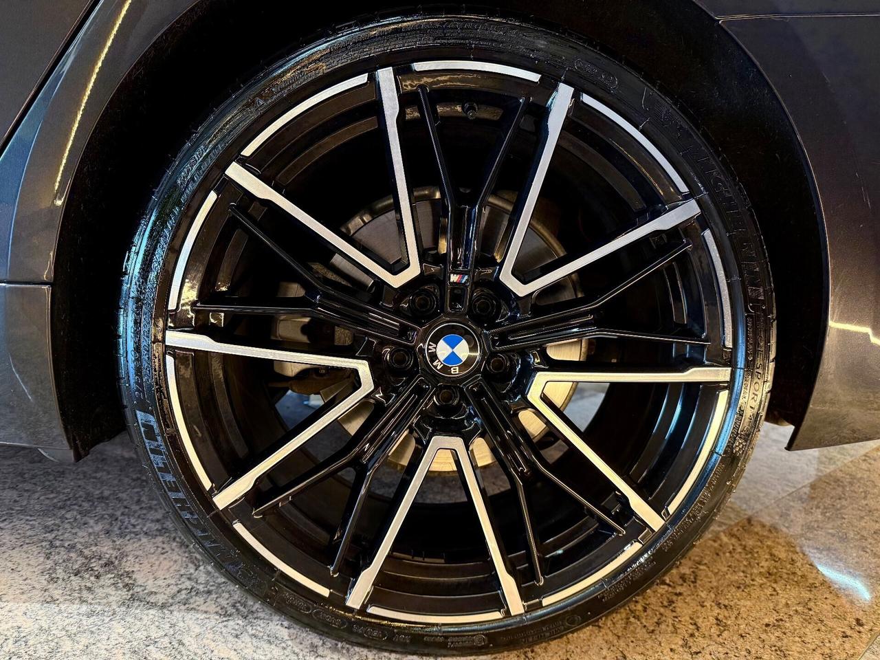 Bmw 520 520d 48V Touring Luxury **PARI AL NUOVO**