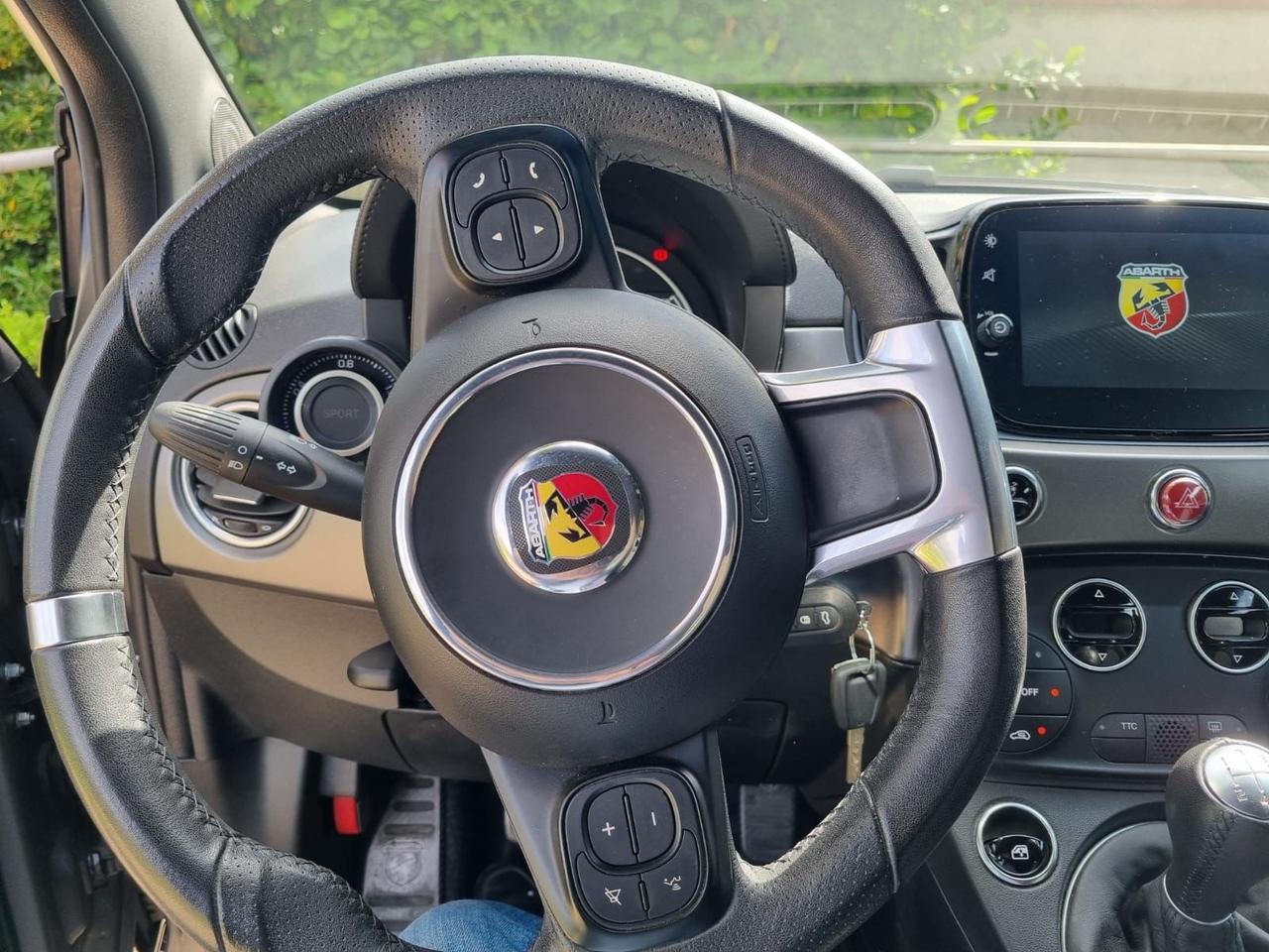 Abarth 595 F595 1.4 Turbo T-Jet 165 CV